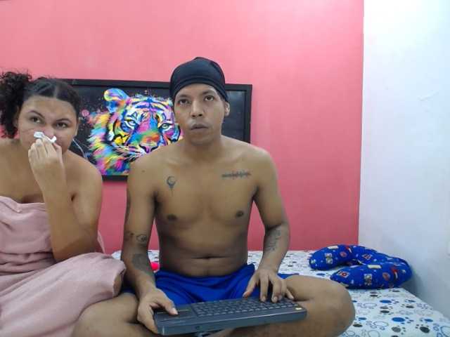 latinosninfomanos live cam on BongaCams