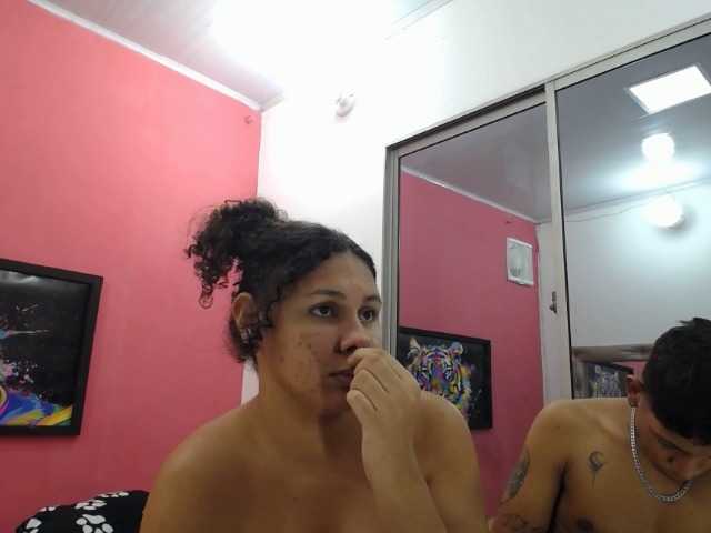 latinosninfomanos live cam on BongaCams