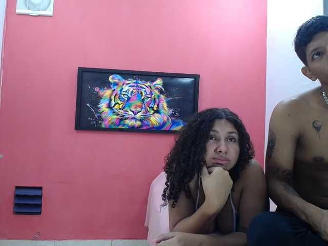 latinosninfomanos live cam on BongaCams
