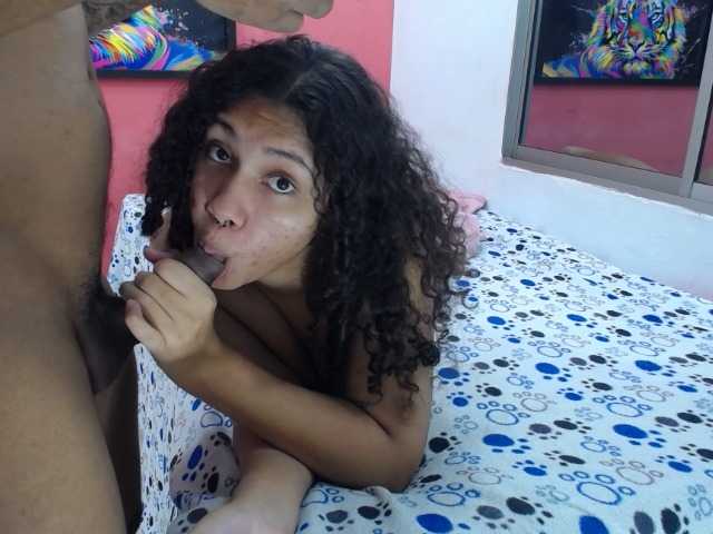 latinosninfomanos live cam on BongaCams