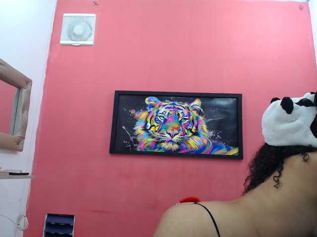 latinosninfomanos live cam on BongaCams