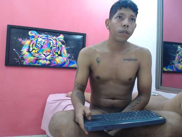 latinosninfomanos