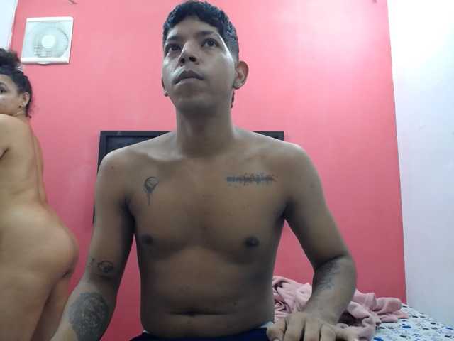 latinosninfomanos live cam on BongaCams