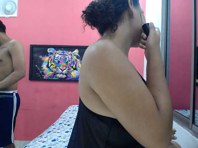 latinosninfomanos live cam on BongaCams