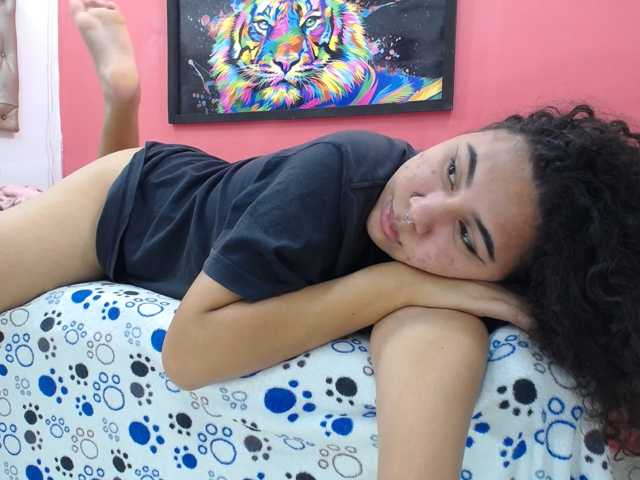 latinosninfomanos live cam on BongaCams