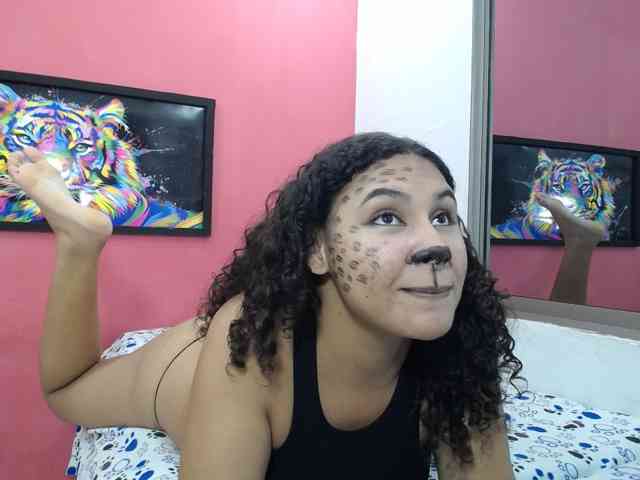 Modelo: latinosninfomanos
