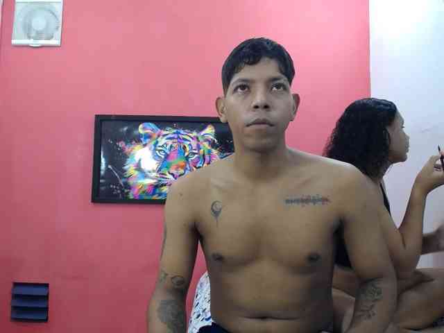 latinosninfomanos's live room