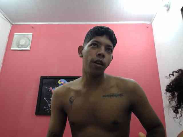 Modelo: latinosninfomanos
