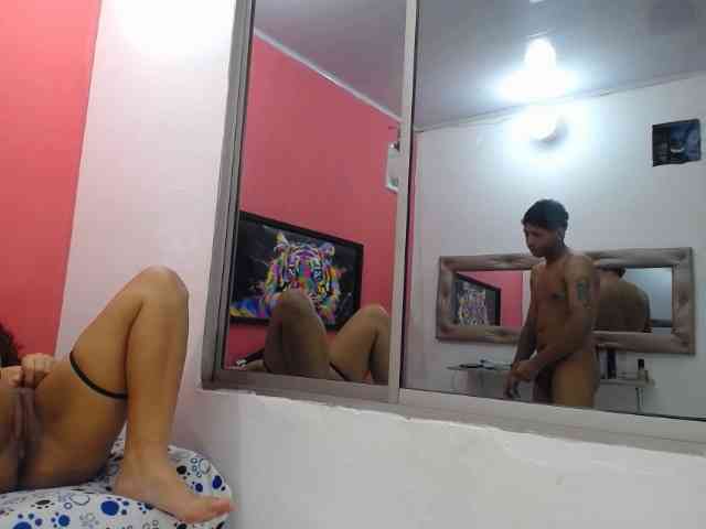 Modelo: latinosninfomanos