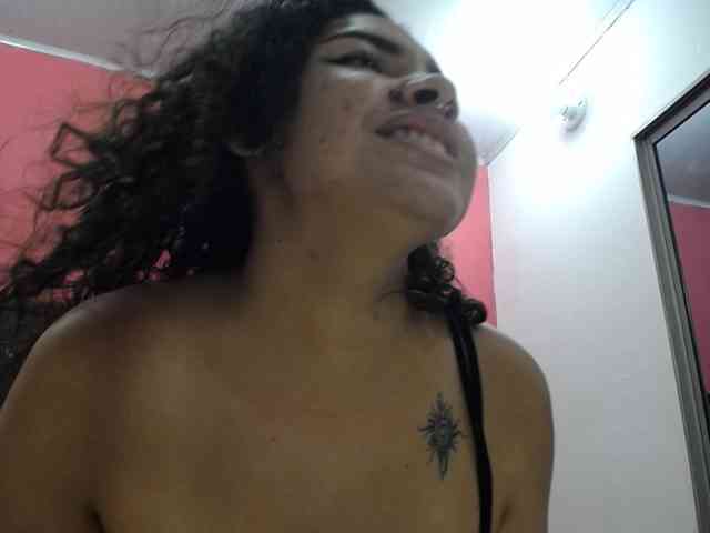 latinosninfomanos webcam