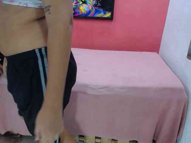 Modelo: latinosninfomanos