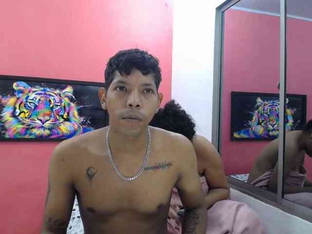 latinosninfomanos webcam