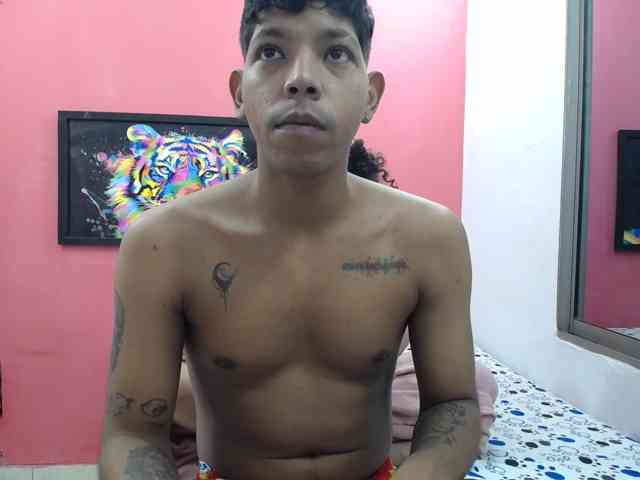 latinosninfomanos