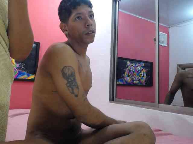 Modelo: latinosninfomanos