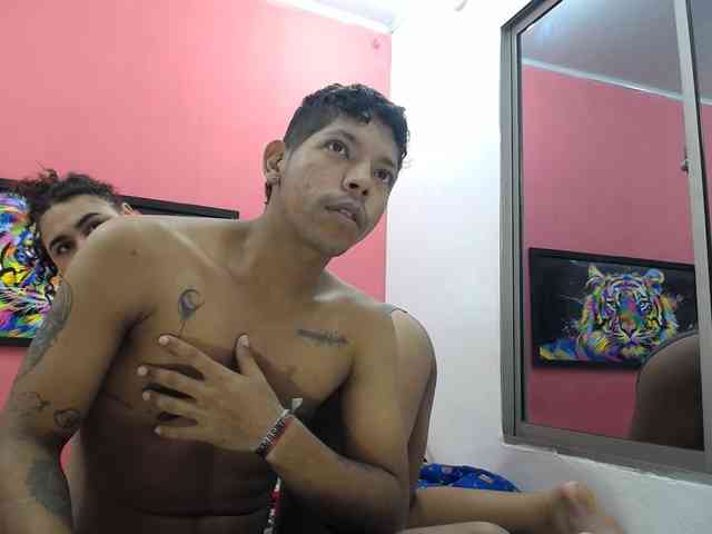 latinosninfomanos webcam