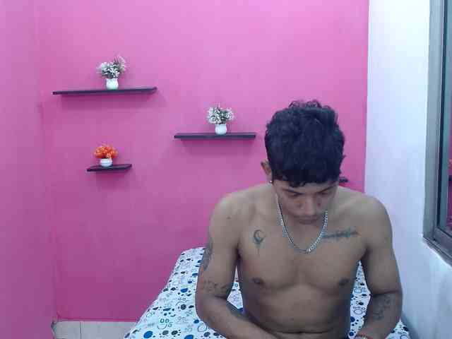 latinosninfomanos webcam