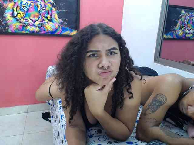 latinosninfomanos webcam