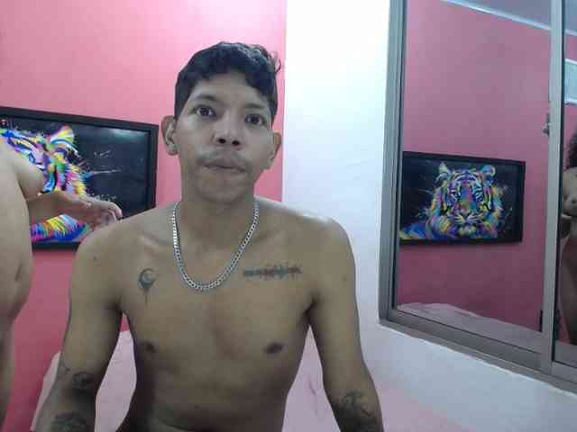 Modelo: latinosninfomanos