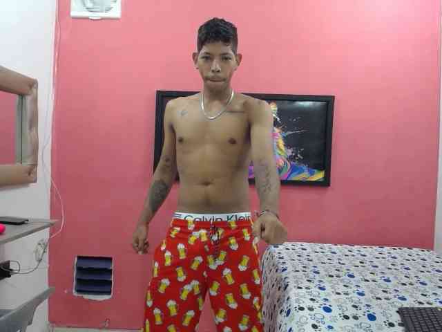 Modelo: latinosninfomanos