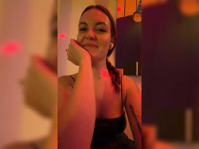-realvibeMi- live cam preview
