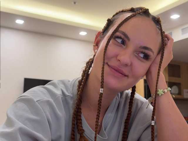 mmilaniiiaa live cam on BongaCams