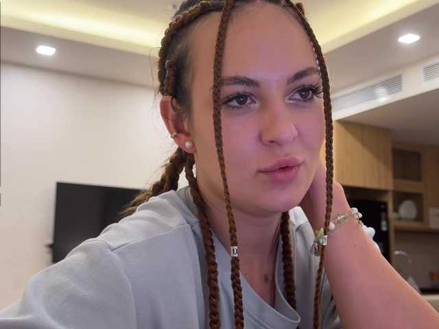 mmilaniiiaa live cam on BongaCams