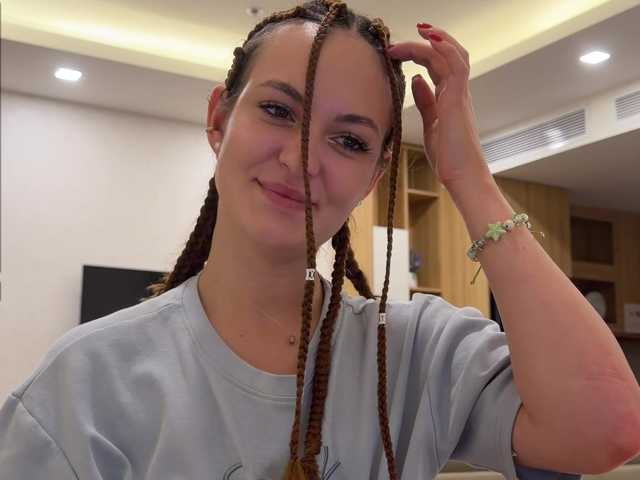 mmilaniiiaa live cam on BongaCams