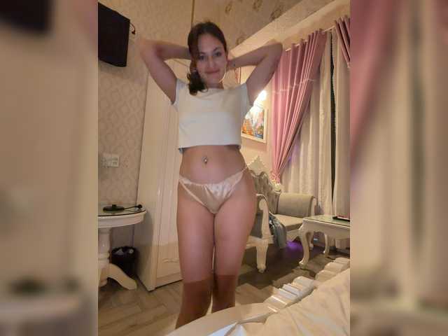 mmilaniiiaa live cam on BongaCams