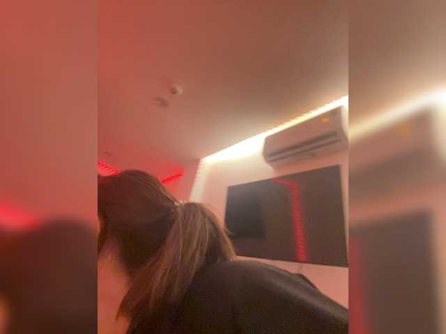 mmilaniiiaa live webcam show