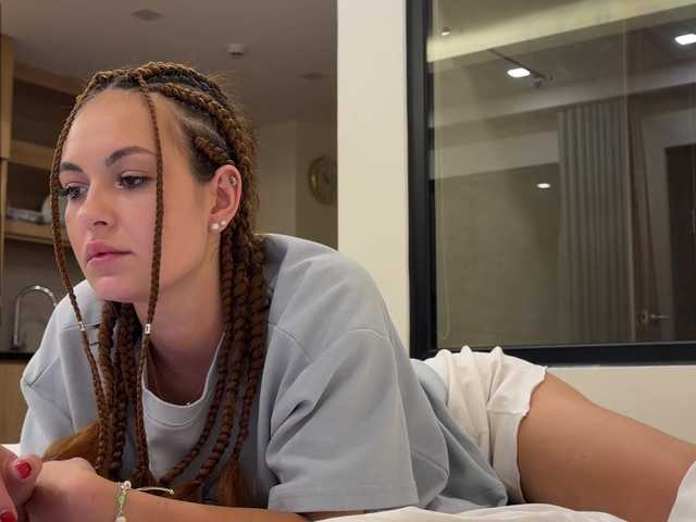 mmilaniiiaa live cam on BongaCams