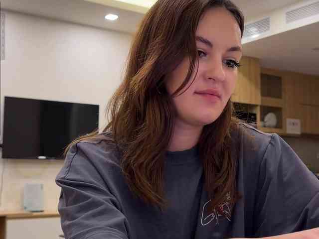-realvibeMi- webcam