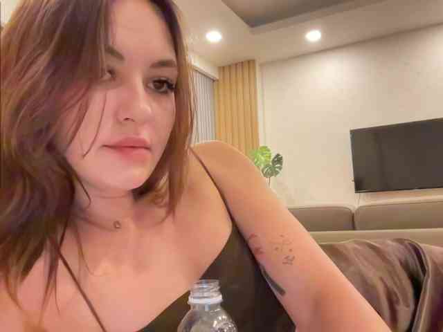 -realvibeMi- webcam