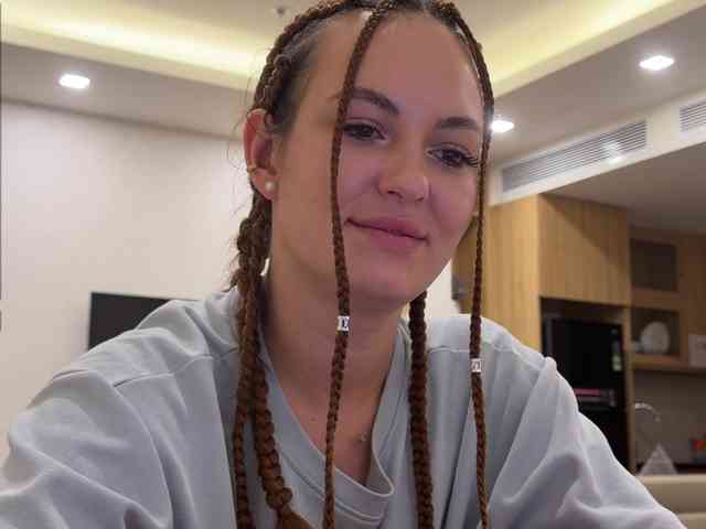 -realvibeMi- webcam