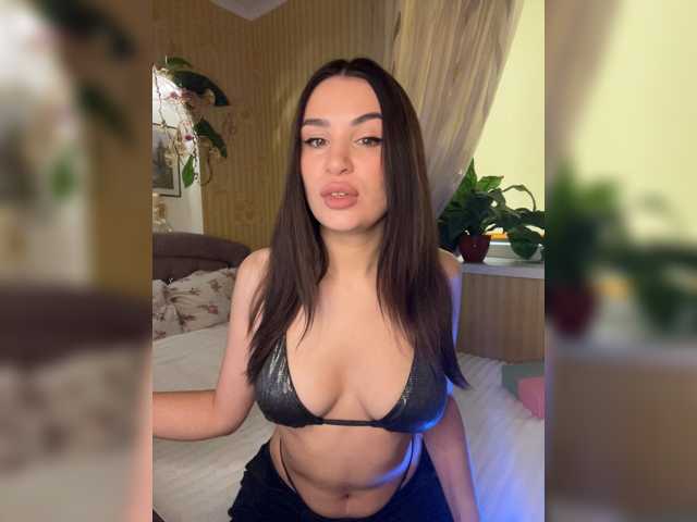 BabyPeach live cam on BongaCams