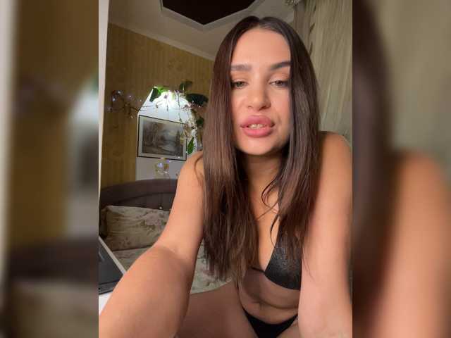 BabyPeach live cam on BongaCams