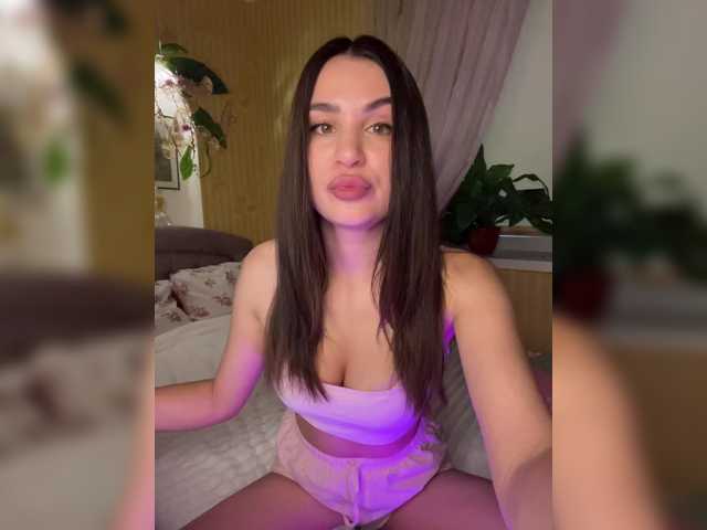 BabyPeach live cam on BongaCams