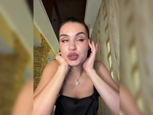 BabyPeach live cam on BongaCams