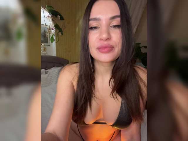 BabyPeach live cam on BongaCams