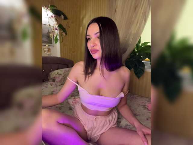BabyPeach live cam on BongaCams
