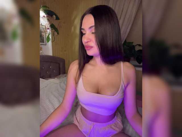 BabyPeach live cam on BongaCams