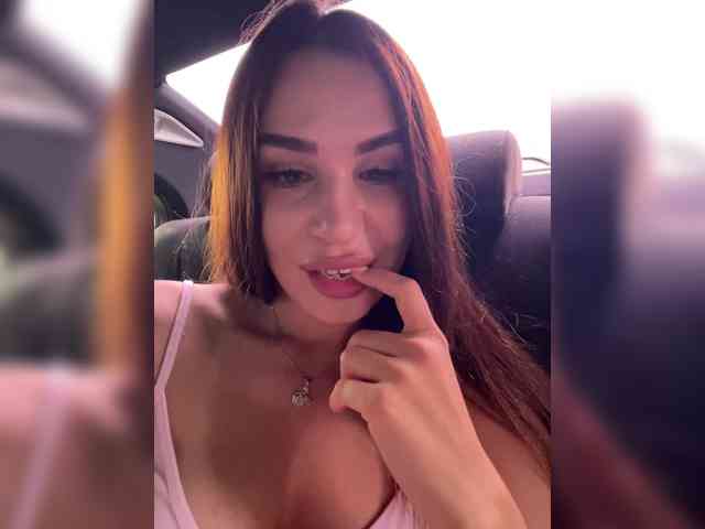 BabyPeach Sex Cam Show