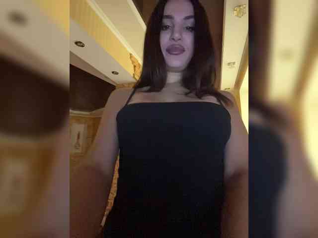 BabyPeach webcam