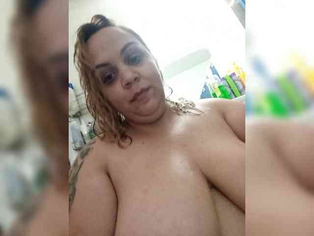 Model: mellybbw