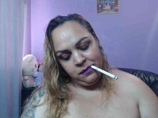 Model: mellybbw