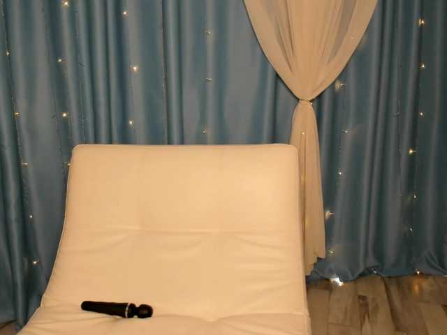 starfromsky live cam on BongaCams