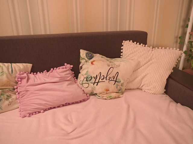 starfromsky live cam on BongaCams