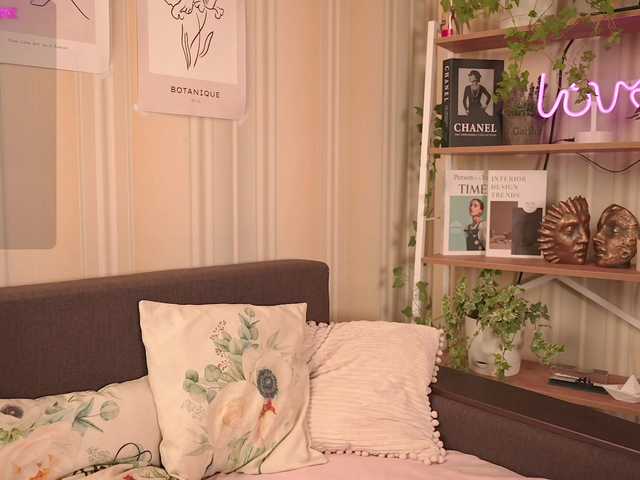starfromsky live cam on BongaCams