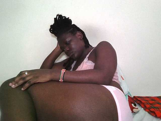 Ebonysweetcandy live cam on BongaCams