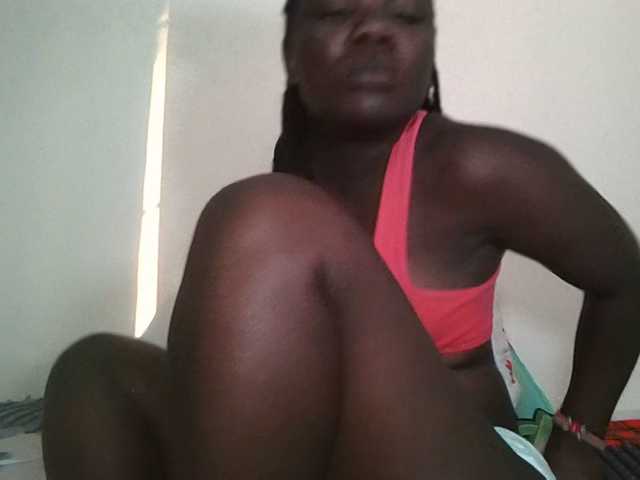 Ebonysweetcandy live cam preview