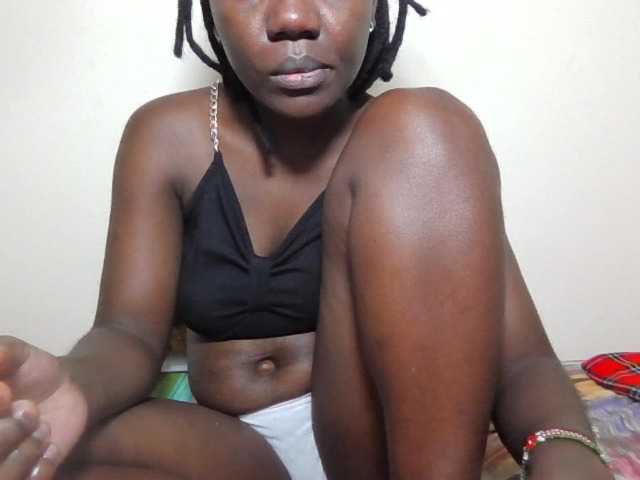 Ebonysweetcandy live webcam show